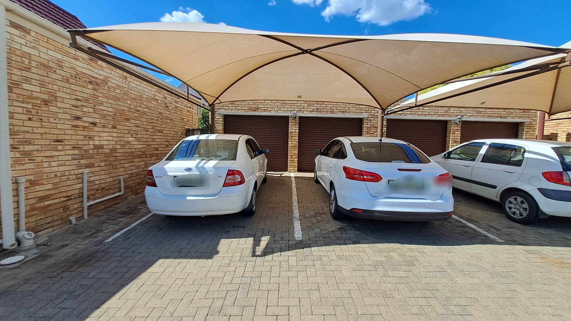 3 Bedroom Property for Sale in Langenhovenpark Free State